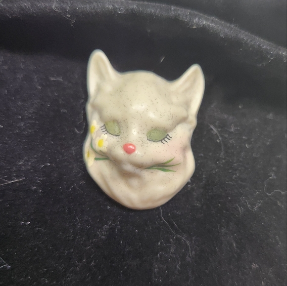 Bundle of 5 Cat Broaches/ Pins - Picture 4 of 6